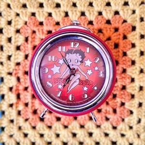 Betty Boop Vintage Clock